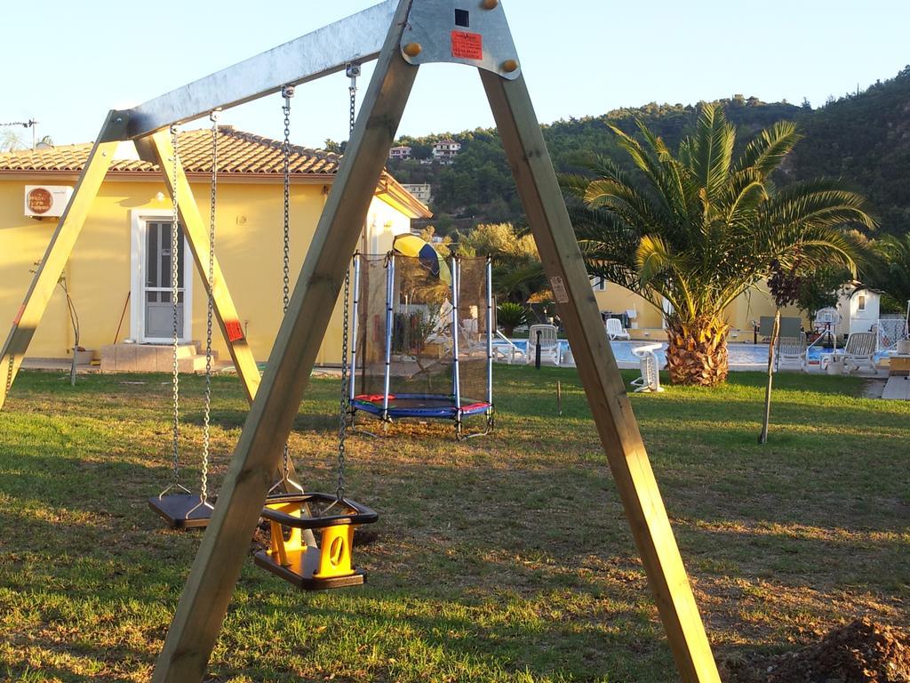 Frínion Iliaktida Studio-Villas חדר תמונה